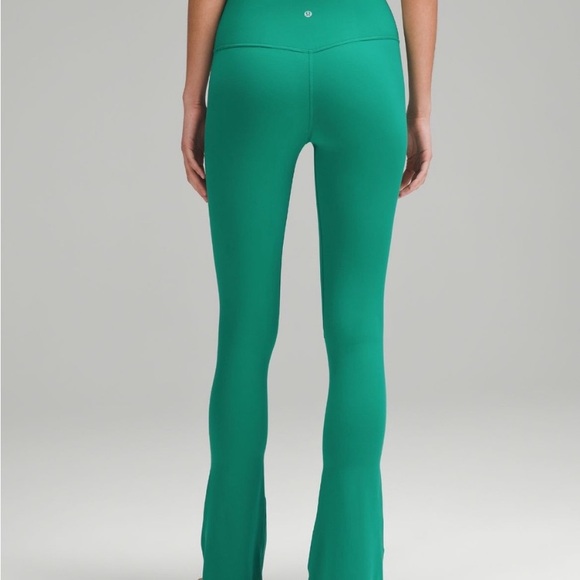 Lululemon Align Set in Cascadia Green - Picture 4 of 5
